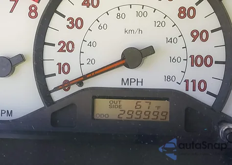 2004 Toyota Corolla S из США, поврежденный, VIN 1NXBR32E84Z227715